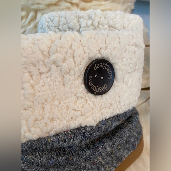 🦋 2/$20 Dearfoams knit bootie style slippers - Picture 4 of 9